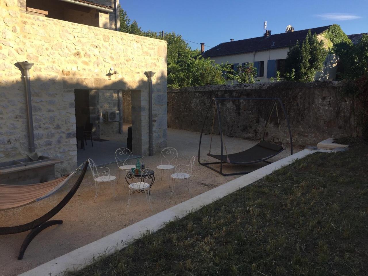 La Maison De Salavas Vallon-Pont-dʼArc Exterior foto