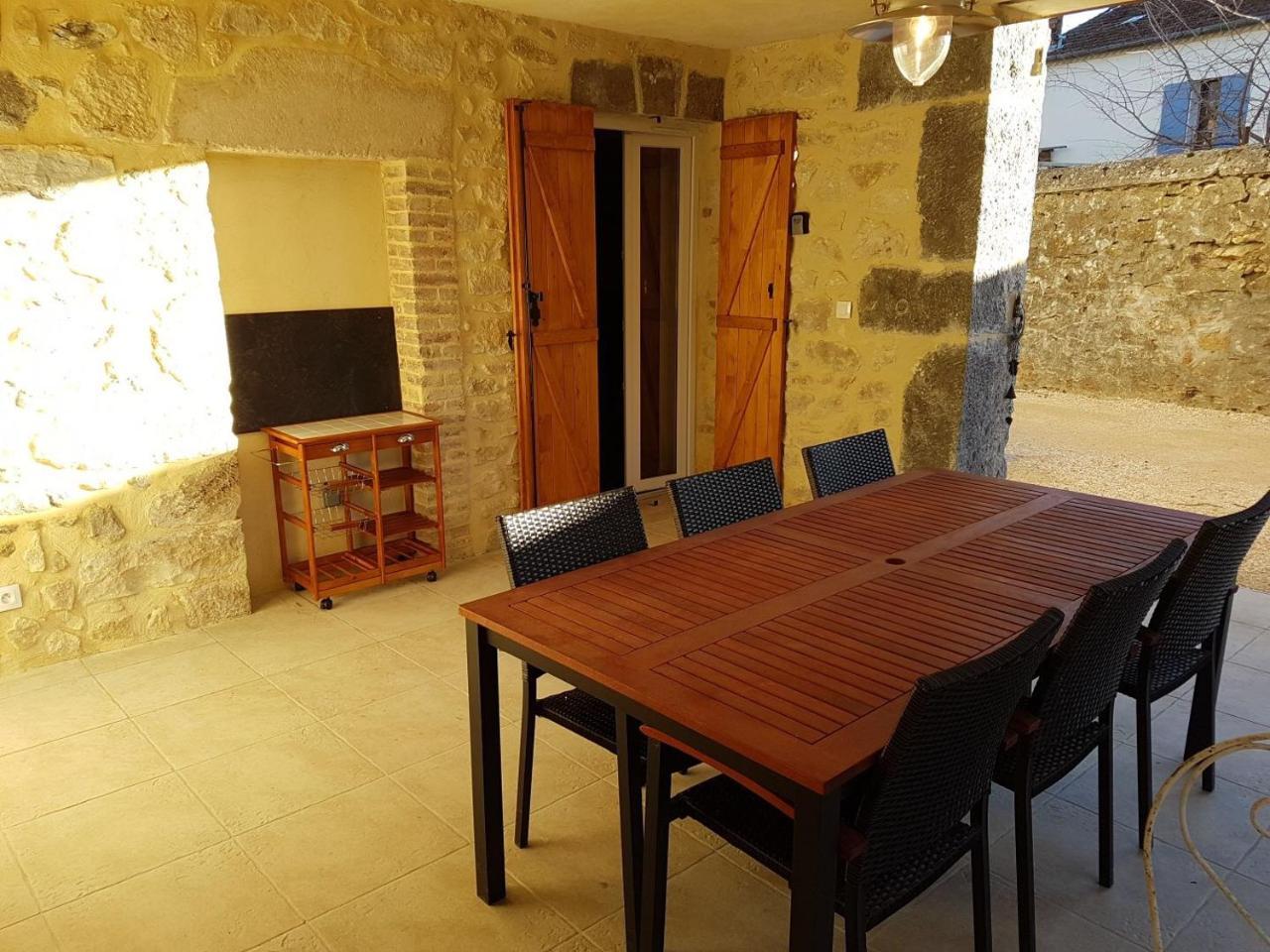 La Maison De Salavas Vallon-Pont-dʼArc Exterior foto